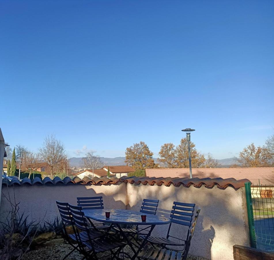 Studio De Jardin "Le Temps D Une Pause" Jusqu'A 4 Personnes En Face Du Beaujolais - Climatisation Et Borne Recharge Vehicule Electrique Montmerle-sur-Saone المظهر الخارجي الصورة
