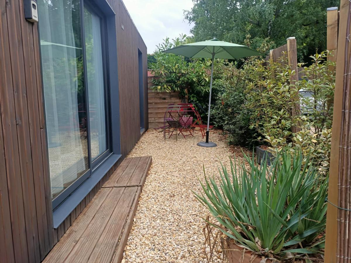 Studio De Jardin "Le Temps D Une Pause" Jusqu'A 4 Personnes En Face Du Beaujolais - Climatisation Et Borne Recharge Vehicule Electrique Montmerle-sur-Saone المظهر الخارجي الصورة